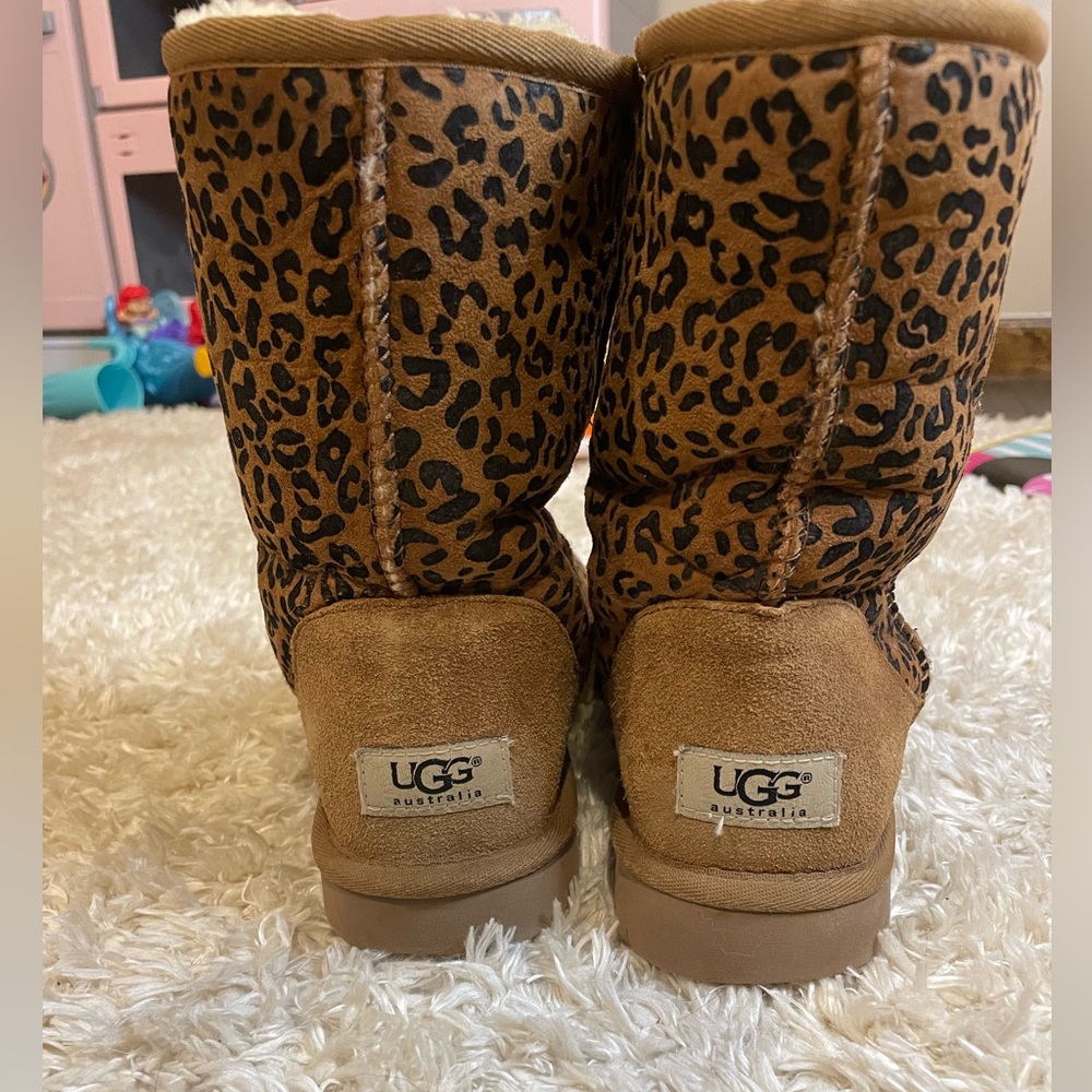 Cheetah print uggs